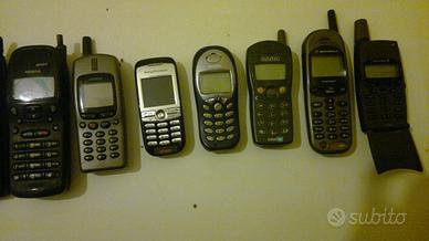 Cellulari e ricambi VINTAGE Sony Ericsson Motorola