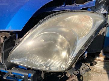 FARO ANTERIORE SINISTRO SUZUKI Swift 4° Serie far