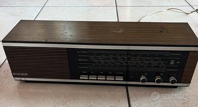 Radio vintage Grundig type RF 111