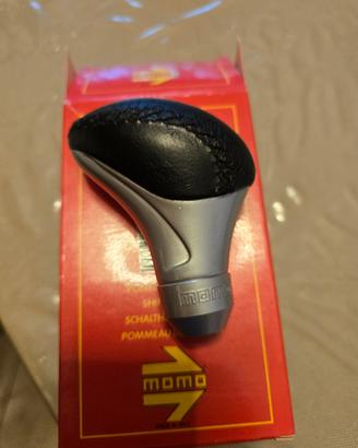 pomello cambio Momo