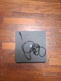 PS4 CONSOLE