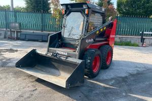 P176 Mini pala Thomas 30 q.li