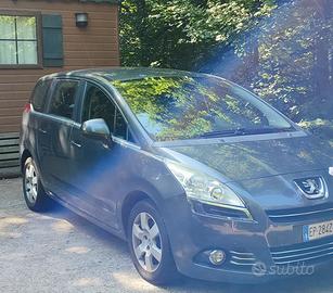 Peugeot 5008 del 2013