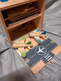 Travel box aerei in legno con piste