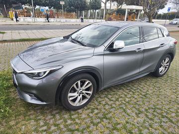 Infiniti q30 business executive