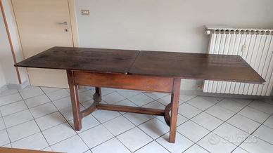 Tavolo allungabile 