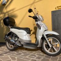 Scooter Aptilia Scarabeo 200 IE