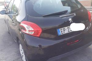 Peugeot 208 2013  diesel cc.1400 euro 4500 non tra