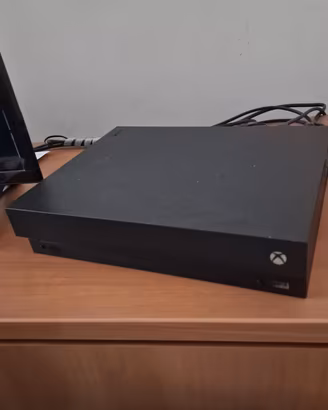 XBOX One X 1Tb