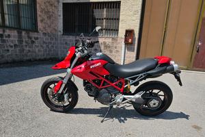 ducati hypermotard 1100