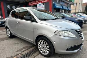 Lancia Ypsilon 1.2 69 CV 5 porte GPL Ecochic Gold 