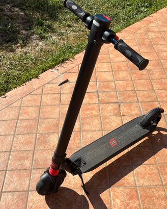 Monopattino Elettrico Revoe Street Motion