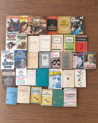 Lotto 37 libri in spagnolo, Tolstoj, Dostoievski..