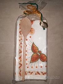 Strofinaccio + mestolo in legno per cucina