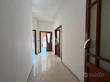 4 LOCALI A MUGNANO DI NAPOLI