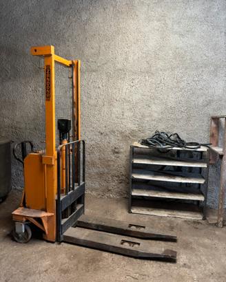 Stoccatore elettrico/ carrello elevatore