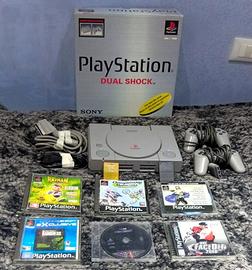 Playstation 1 con scatola modello SCPH- 7502