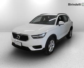 VOLVO XC40 (2017-->) - XC40 D3 Momentum Core