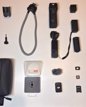 Almost Brand new DJI Osmo Pocket 3 Creator Combo