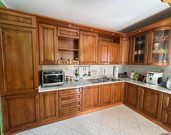 CUCINA IN LEGNO