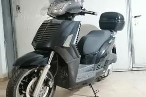 Kymco People 250S