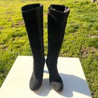 Stivale elasticizzato in pelle