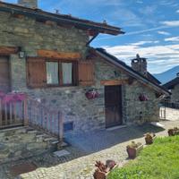 Casetta di montagna per vacanze invernali