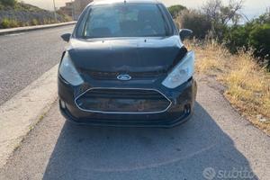 Ford Bmax 1.6 tdci titanium 2014 incidentata
