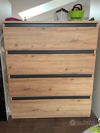 Cassettiera di legno