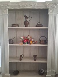 Mobile libreria aperta in legno massello