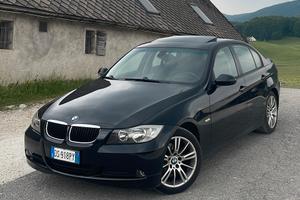 BMW 318 d e90