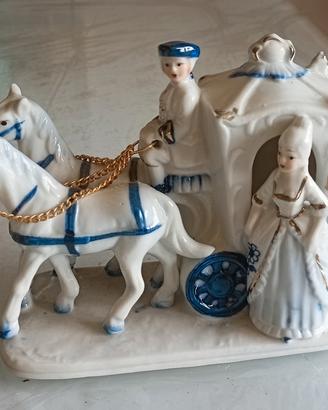 ceramica bianca e blu vintage 
