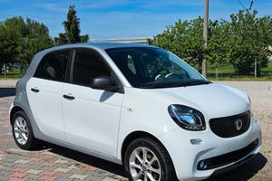 Smart ForFour 70 1.0 Youngster