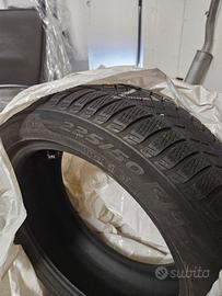 4 gomme Pirelli 225/50R18 Sottozero Invernali
