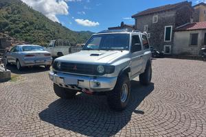 PAJERO TARGET GLS 2.8 4X4