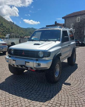 PAJERO TARGET GLS 2.8 4X4
