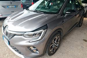 Renault Captur Plug-in Hybrid E-Tech 160 CV Initia