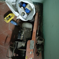 Carrucola elettrica paranco con attacchi impalcatu