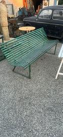 Panchina in ferro