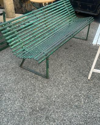 Panchina in ferro