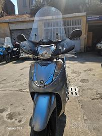 scooter sh 300