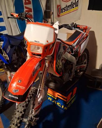 cr 250
