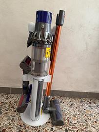 Dyson v10