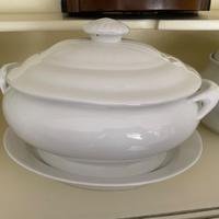 Zuppiera con vassoio