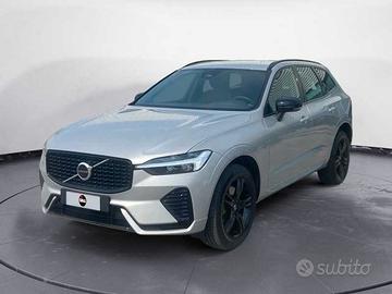 VOLVO XC60 2.0 b4 R-design AwD AuTo
