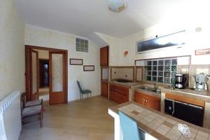 Ampio appartamento completamente ristrutturato