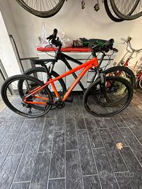 Bici mountain bike CANNONDALE