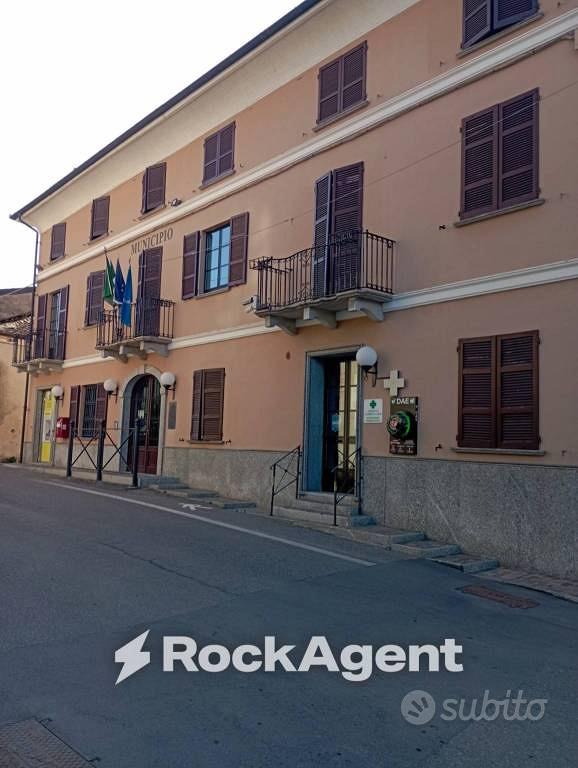 Terreno di 25200 m² a San Damiano al Colle - Altro