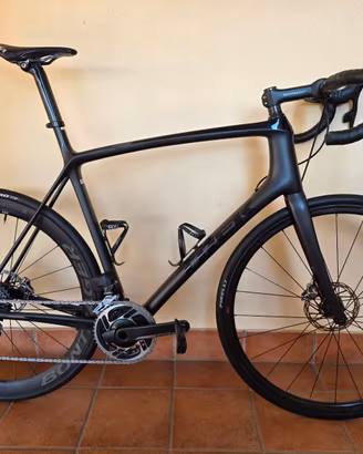 TREK EMONDA SRL9 AXS PROJECTONE