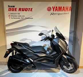 Yamaha X-Max 300